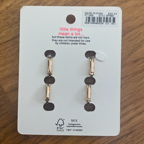 BNWT Crewcuts clip on earrings. - Picture 2 of 5